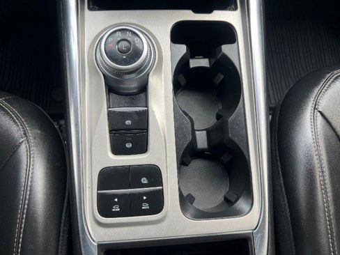 Used 2023 Ford Explorer XLT w/ Equipment Group 202A RWD image 47