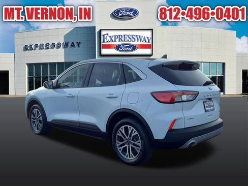 Used 2022 Ford Escape SEL image 9