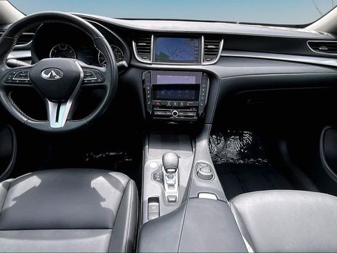 Used 2019 INFINITI QX50 Luxe w/ Navigation Package image 16