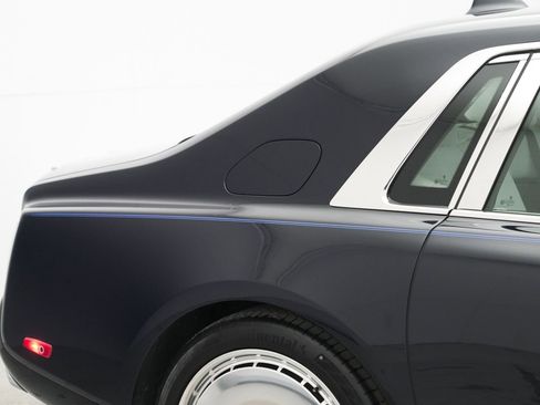 New 2026 Rolls-Royce Phantom Sedan image 85