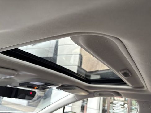 Used 2023 Subaru Crosstrek 2.0i Premium image 12