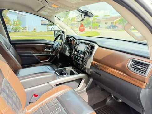 Used 2017 Nissan Titan Platinum Reserve RWD image 44