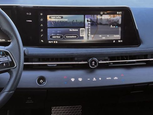 Used 2023 Nissan Ariya Platinum+ image 16