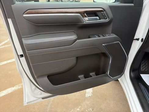 Used 2024 GMC Sierra 1500 SLE image 10