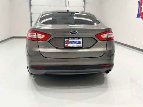 Used 2013 Ford Fusion SE image 13