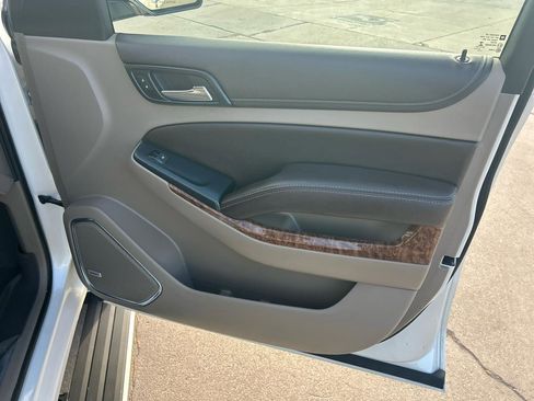 Used 2015 Chevrolet Tahoe LTZ image 18