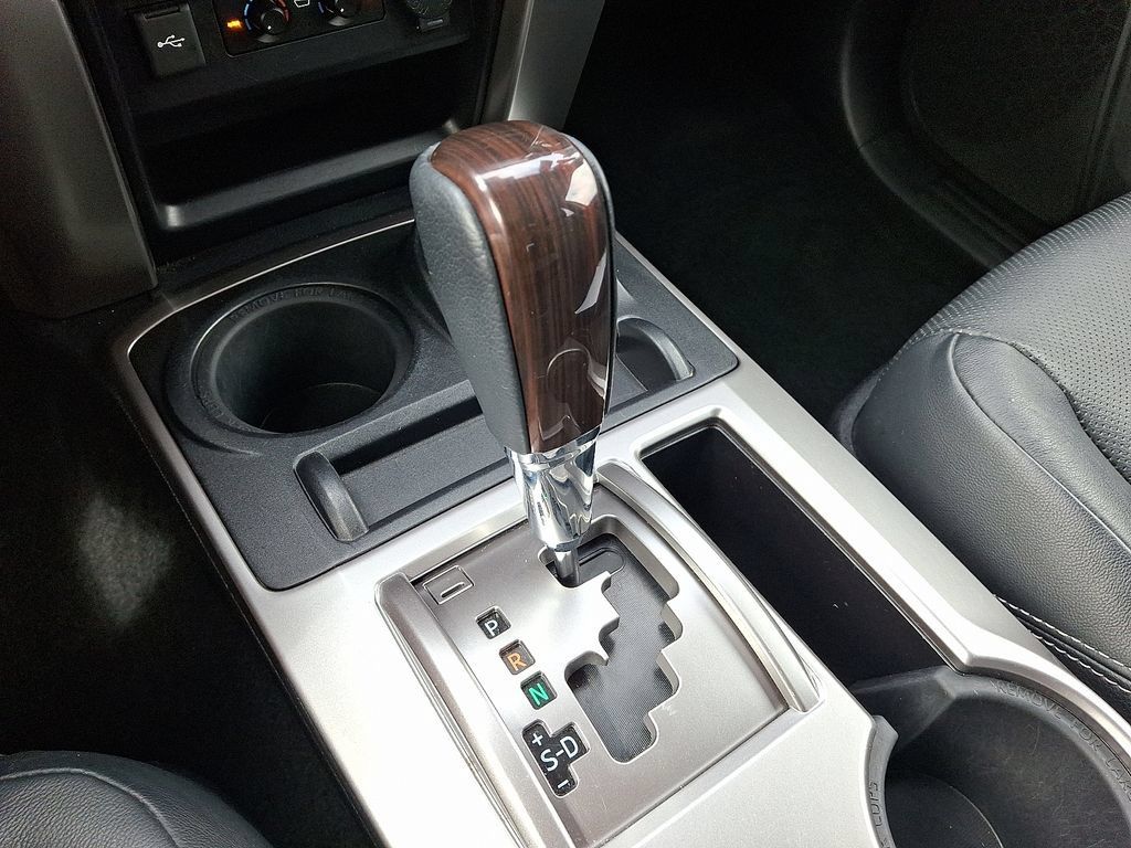 Used 2021 Toyota 4Runner Limited AWD/4WD image 16
