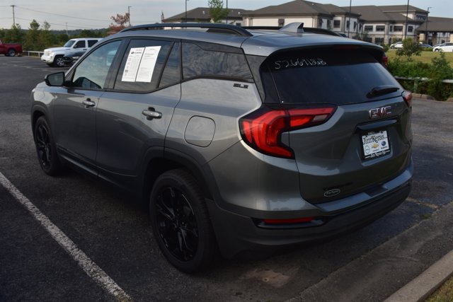 Used 2020 GMC Terrain SLE w/ Driver Convenience Package FWD image 6
