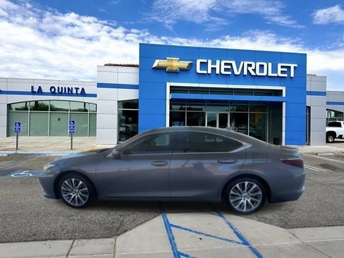 Used 2021 Lexus ES 350 w/ Premium Package FWD image 5