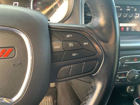 Used 2020 Dodge Charger SXT w/ Travel & Safety Group image 22