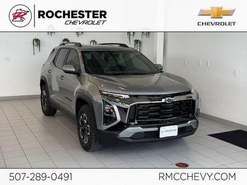 Used 2025 Chevrolet Equinox ACTIV AWD/4WD image 1