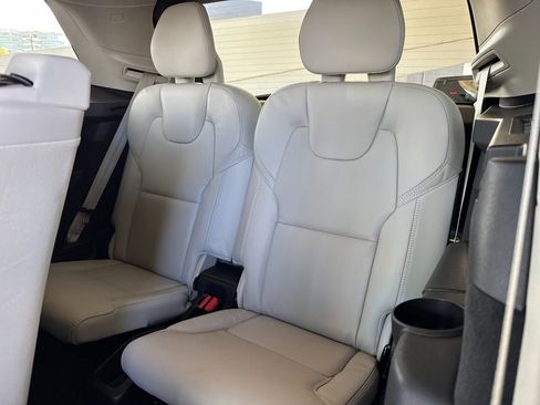 New 2026 Volvo XC90 T8 Ultra w/ Protection Package Premier image 14