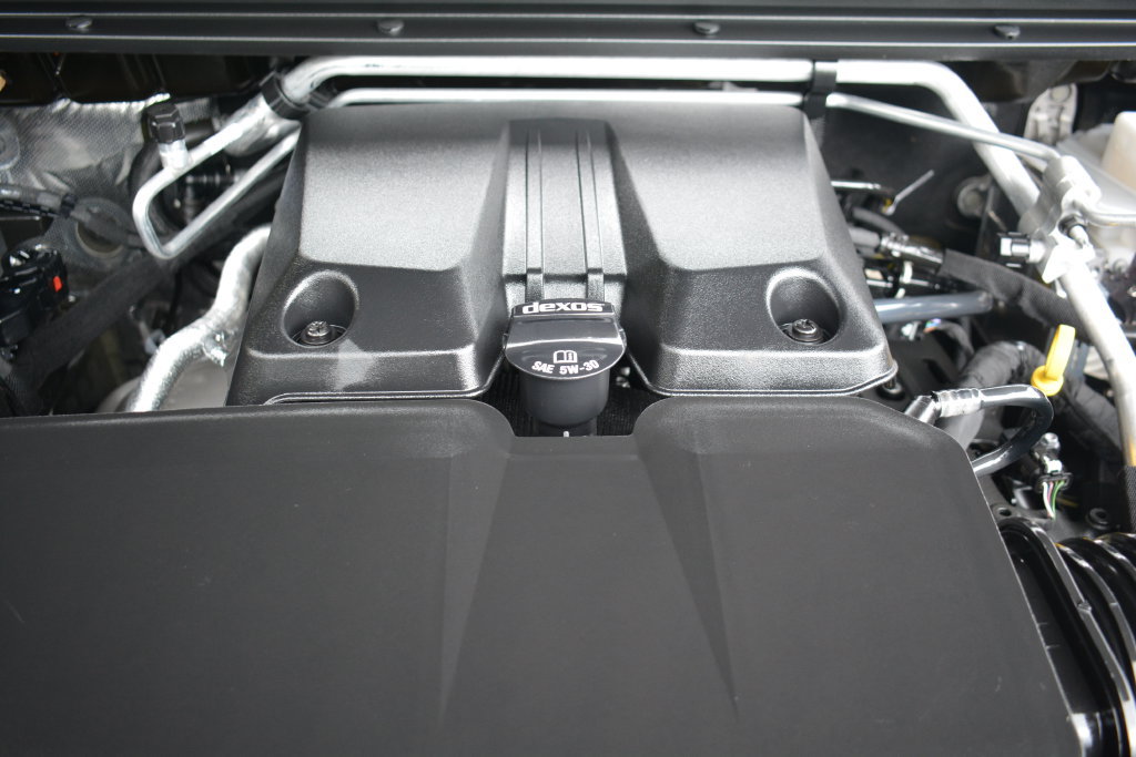 Used 2023 Chevrolet Colorado Trail Boss AWD/4WD image 22