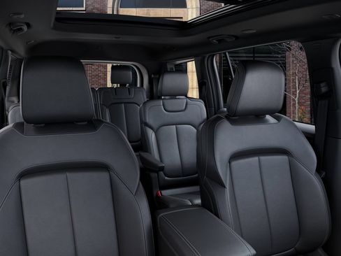 New 2026 Jeep Grand Cherokee L Limited w/ Limited Altitude Package RWD image 26