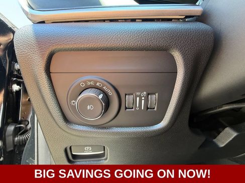 New 2026 Jeep Grand Cherokee Limited AWD/4WD image 18