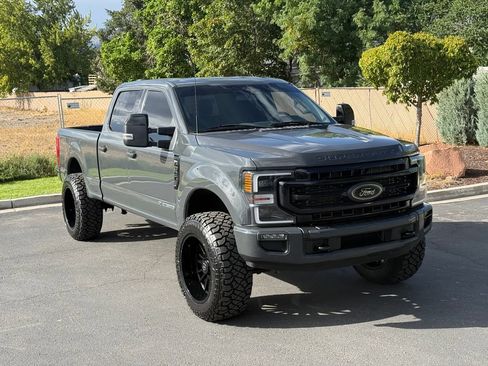 Used 2021 Ford F350 Lariat AWD/4WD image 2