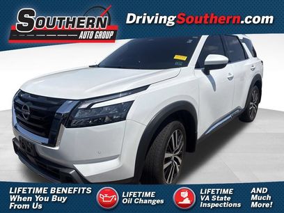 Used 2025 Nissan Pathfinder Platinum