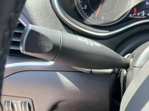 Used 2019 Jeep Cherokee Trailhawk w/ Cold Weather Group AWD/4WD image 41