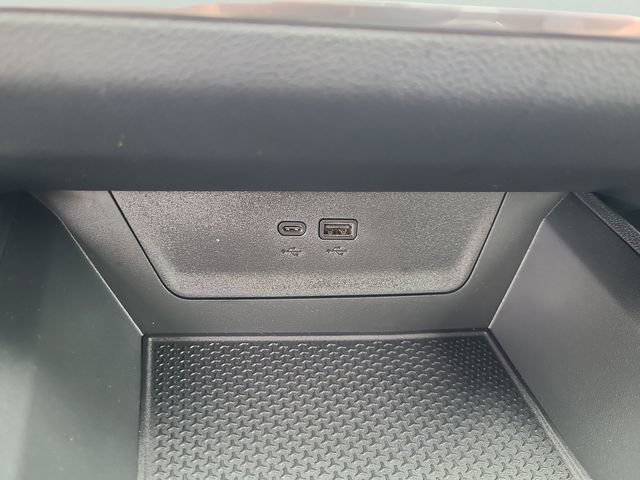 New 2027 Chevrolet Equinox LT FWD image 32