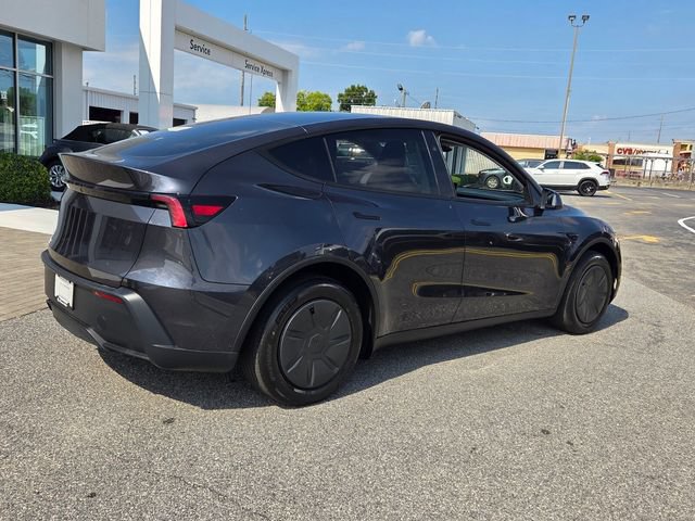 Used 2026 Tesla Model Y 2WD image 13
