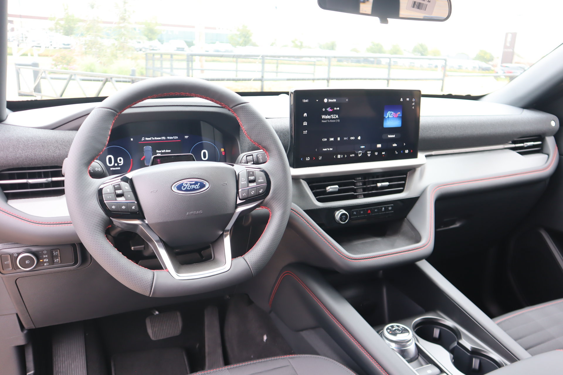 New 2026 Ford Explorer ST-Line AWD/4WD image 2
