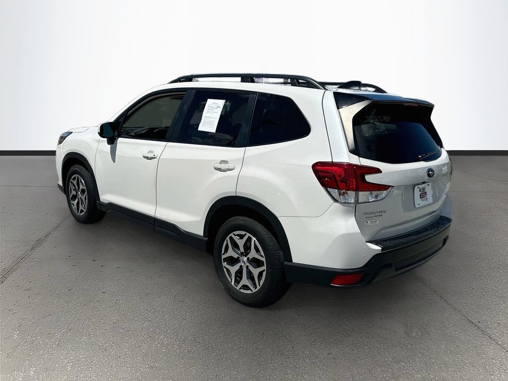 Certified 2024 Subaru Forester Premium AWD/4WD image 5