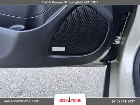 Used 2016 Chevrolet Malibu Premier w/ Driver Confidence Package image 30