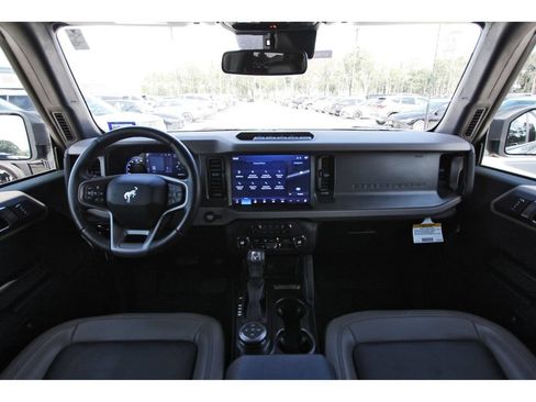 Certified 2024 Ford Bronco Wildtrak AWD/4WD image 12