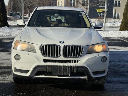 Used 2011 BMW X3 xDrive28i image 2