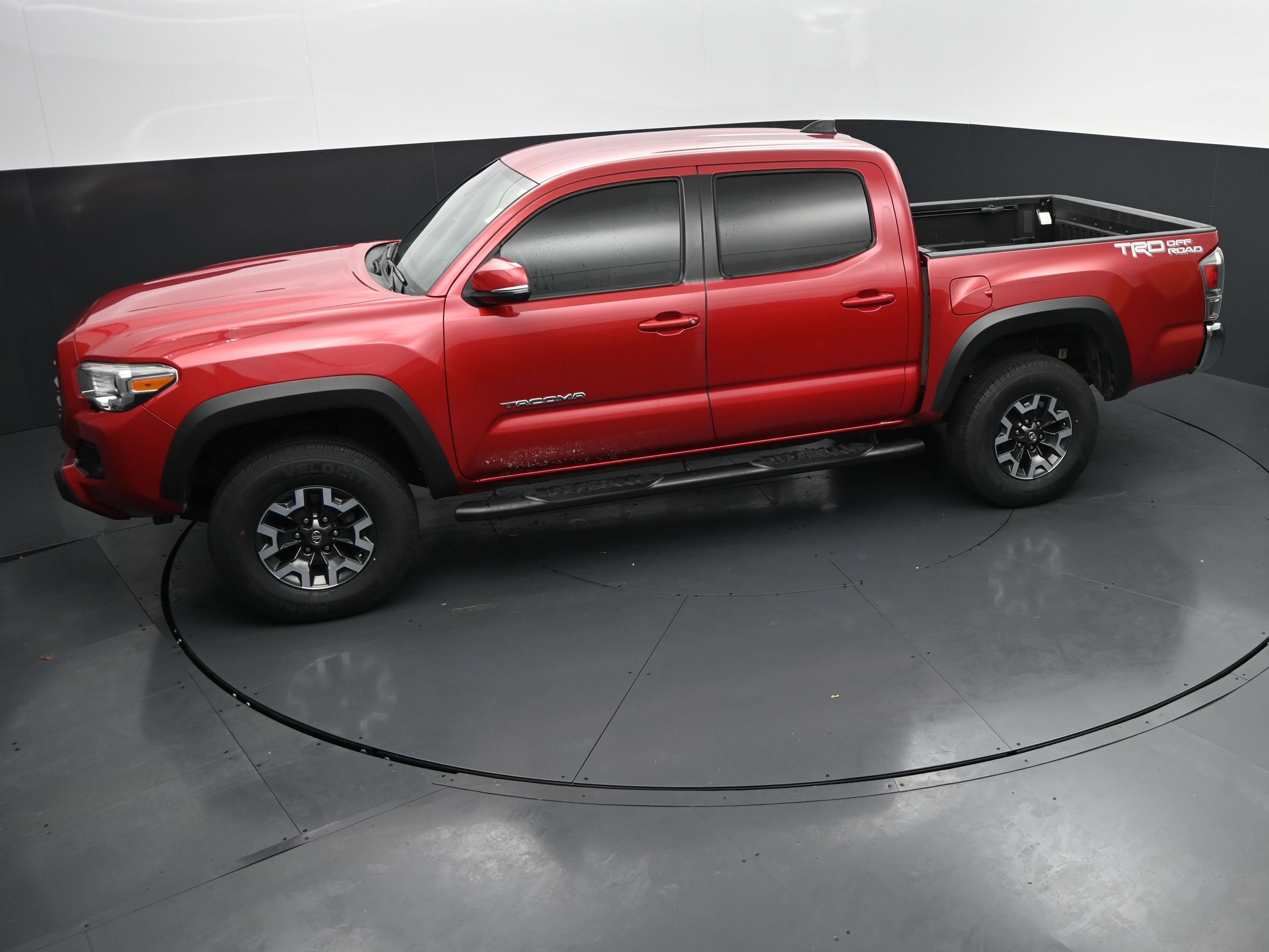 Used 2021 Toyota Tacoma TRD Off-Road RWD image 26