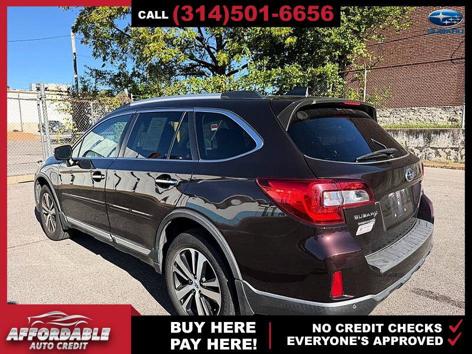 Used 2017 Subaru Outback 3.6R Touring AWD/4WD image 3