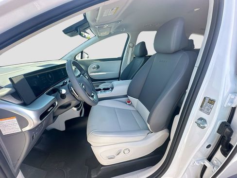 New 2026 Hyundai Ioniq 9 SEL image 16