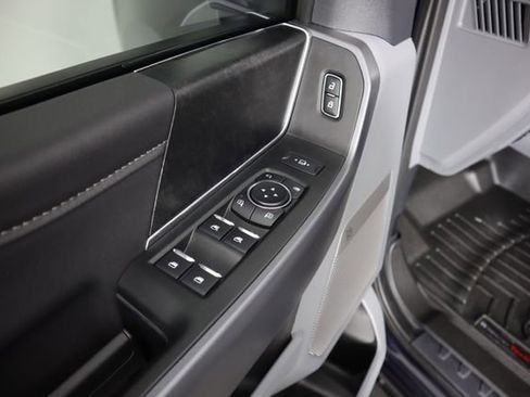 Certified 2025 Ford F250 XLT w/ Tremor Off-Road Package image 46