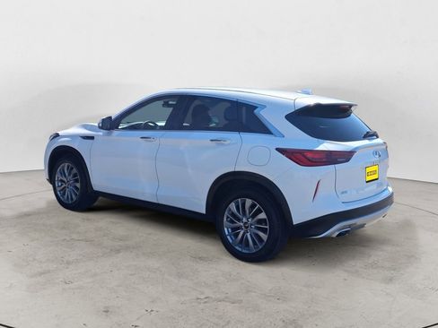 Used 2023 INFINITI QX50 Pure AWD/4WD image 3
