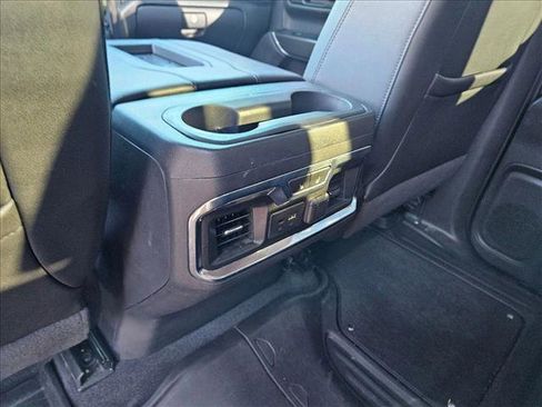 Used 2021 GMC Sierra 1500 AT4 w/ Technology Package image 17