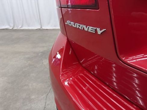 Used 2017 Dodge Journey SXT w/ Premium Group image 21