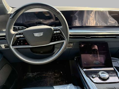 New 2025 Cadillac Escalade IQ Luxury 2 image 3