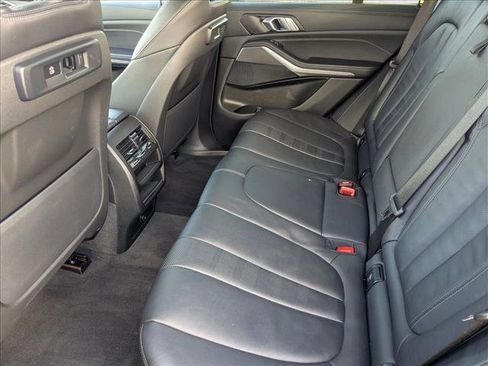 Used 2022 BMW X5 sDrive40i w/ M Sport Package image 19