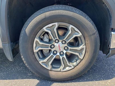 Used 2024 GMC Sierra 1500 SLT image 32