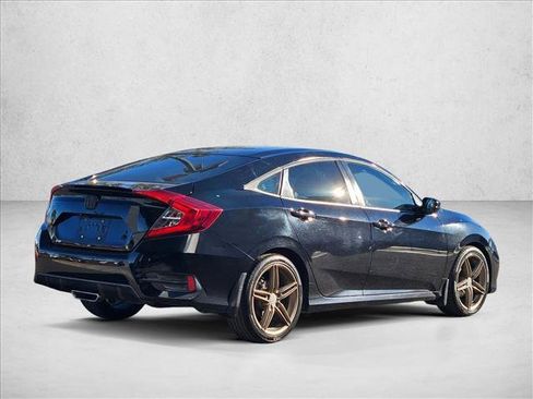 Used 2019 Honda Civic Sport image 5