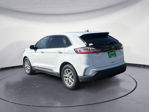 Used 2024 Ford Edge SE AWD/4WD image 4