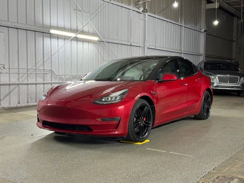Used 2020 Tesla Model 3 Performance AWD/4WD image 1