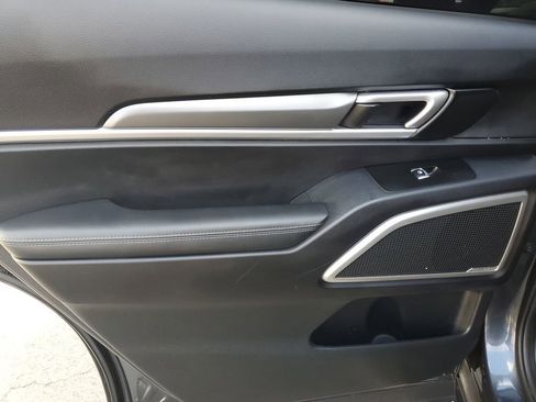 Used 2022 Kia Telluride LX image 14