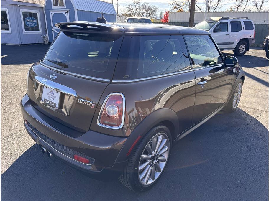 Used 2010 MINI Cooper S FWD image 5