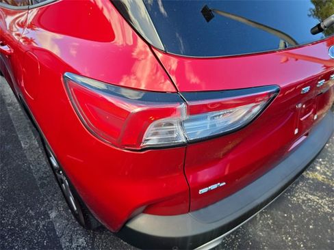 Used 2022 Ford Escape SEL image 6