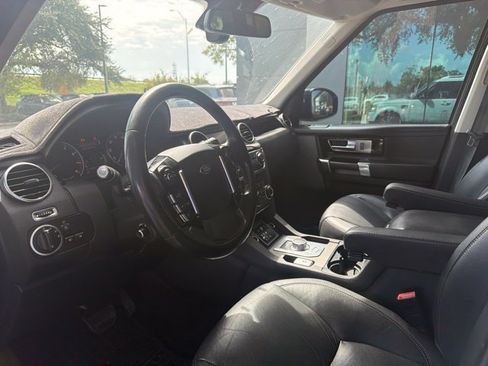 Used 2016 Land Rover LR4 HSE LUX AWD/4WD image 6