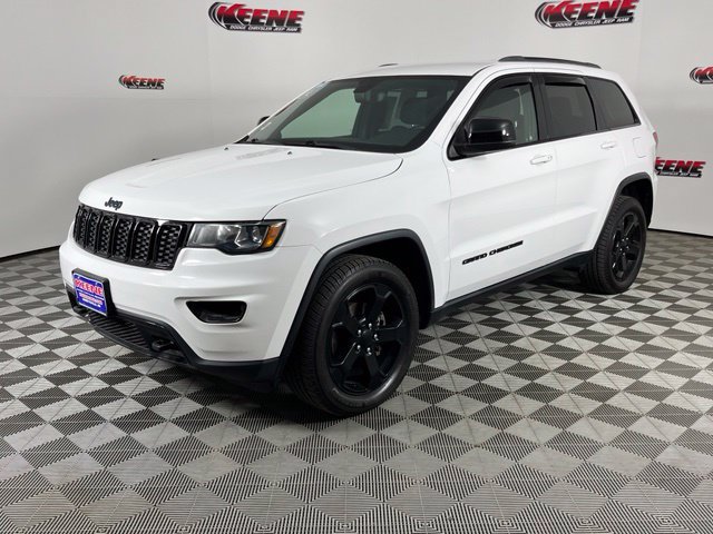 Used 2018 Jeep Grand Cherokee Laredo AWD/4WD image 5