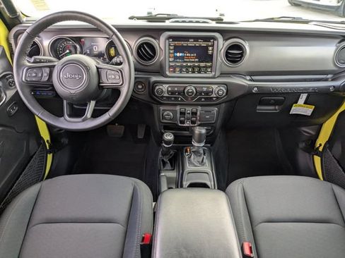 New 2023 Jeep Wrangler Unlimited w/ Sun & Screen Package AWD/4WD image 13