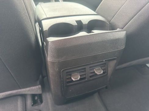 Used 2024 Chevrolet Colorado Trail Boss image 23