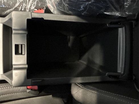 Used 2025 Subaru Crosstrek 2.0i Premium image 22